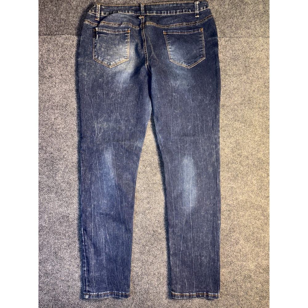 Cato Jeans Womens 14 Blue Premium Denim Stretch Flat Front Whiskered Skinny Leg